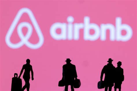 Advocates urge provinces to follow Quebec’s lead in crackdown on illegal Airbnbs